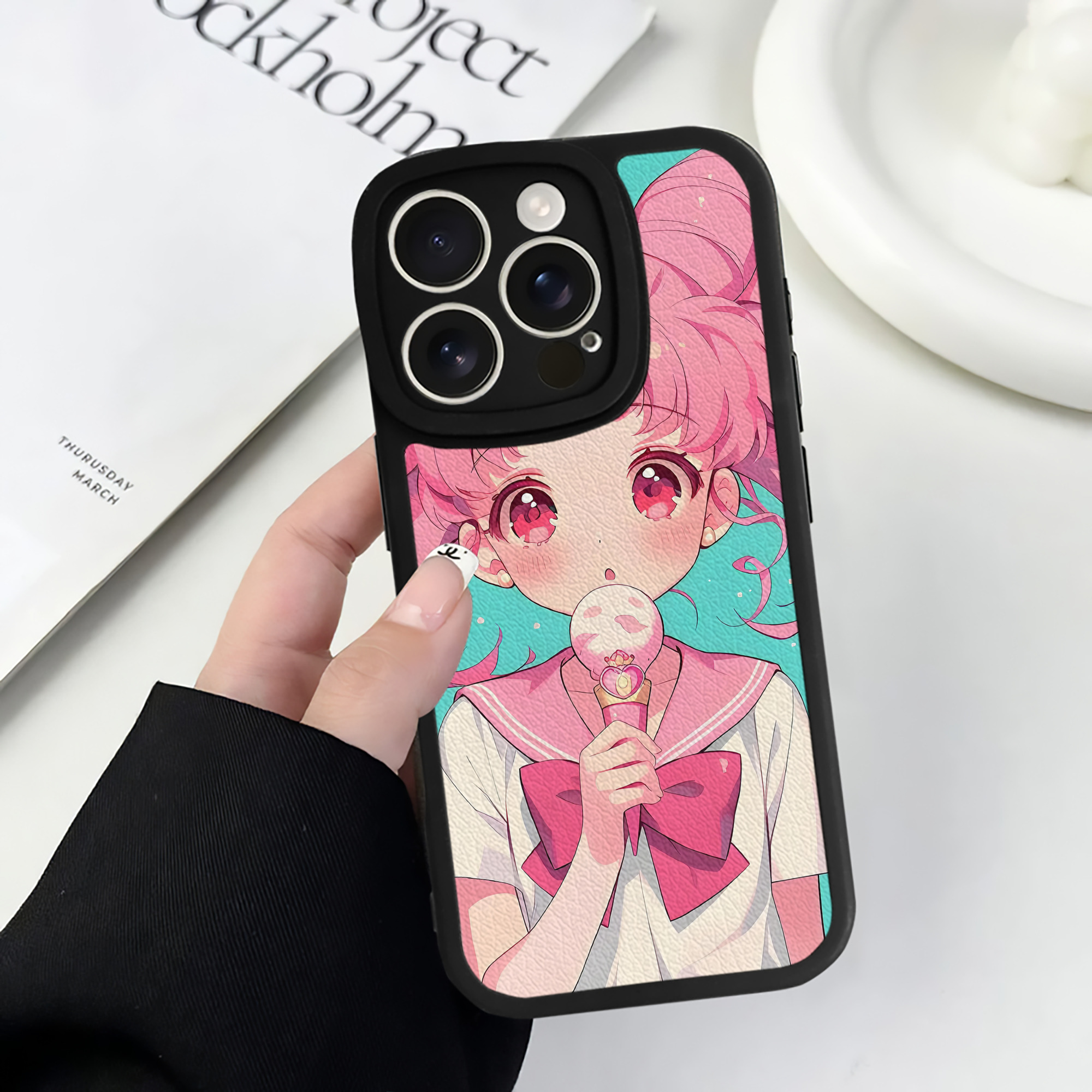 （画像用） 美少女戦士セーラームーン Sailor Moon 【iPhone 16シリーズ対応】シリコンスマホケース（レザー調） 材質：シリコン